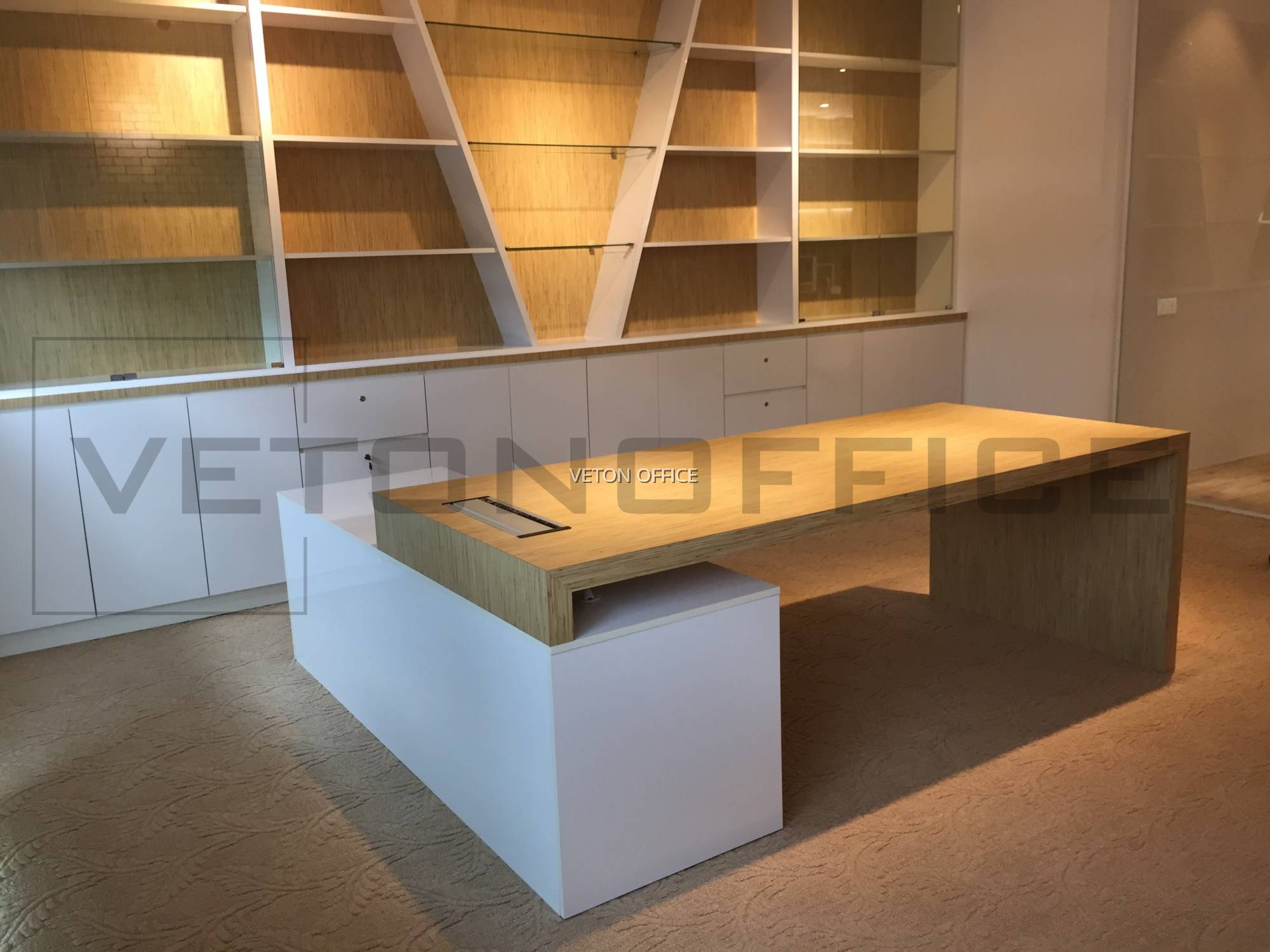 Director Table | Office Desking | Office Furniture Manufacturer ...